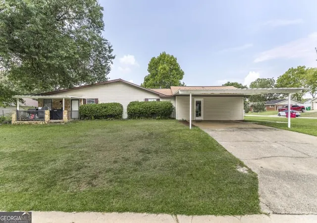 Photo 3 of Single family home for sale at 211 Hickory, Centerville, GA 31028 | MLS# 10834773 | Listing updated on 2026-09-12