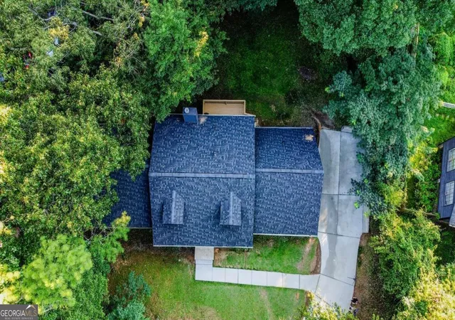 Photo 4 of Single family home for sale at 4877 Alpine Dr Sw, Lilburn, GA 30047 | MLS# 10823739 | Listing updated on 2026-08-28