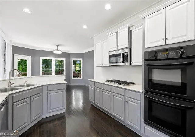 Photo 4 of Sale Pending at 5135 Highland Lake Dr, Atlanta, GA 30349 | MLS# 10806313 | Listing updated on 2026-10-21