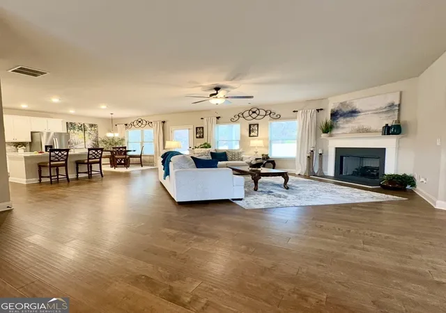 3rd image of 966 Lakeview Oaks Ct #27-B, Grayson, GA 30017 | MLS# 10785654