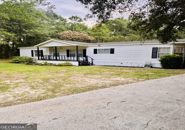 Homes for sale in Portal, GA | 323 S Grady St S, Portal, GA 30450 | MLS# 10784458