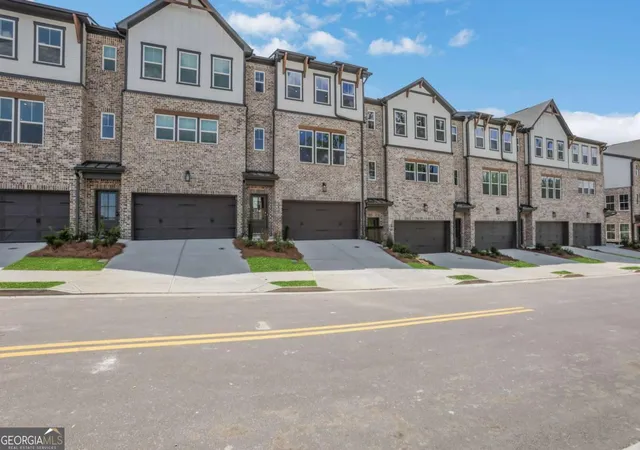 2nd image of 324 Sunset Hollow St, Sugar Hill, GA 30518 | MLS# 10780412