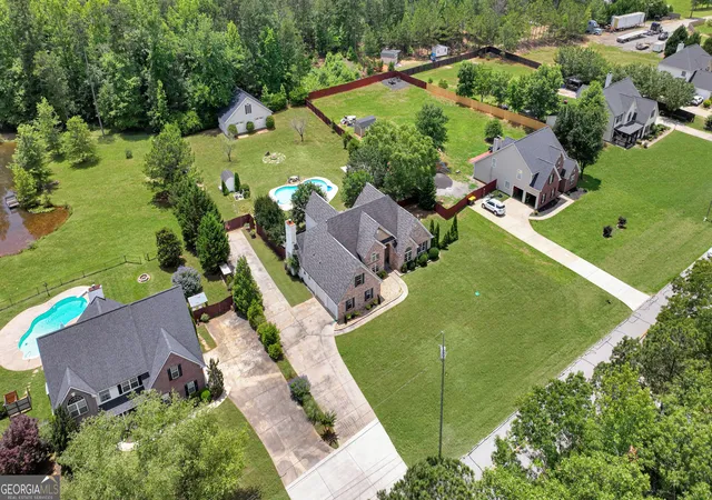 1st image of 2022 Standing Rock Rd, Senoia, GA 30276 | MLS# 10646244
