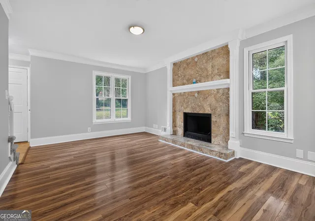 Photo 4 of Single family home for sale at 1504 Pine Creek Wy, Lawrenceville, GA 30043 | MLS# 10830567 | Listing updated on 2026-09-19
