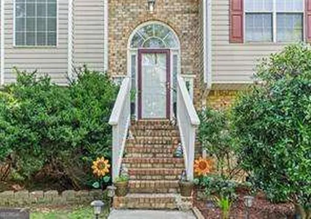 Homes for sale in Riverdale, GA | 242 Birch Cir, Riverdale, GA 30274 | MLS# 10781197