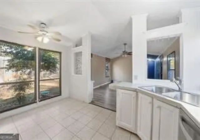 5th image of 4273 Clark Cir Se, Acworth, GA 30102 | MLS# 10714150