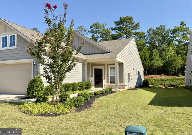 Photo 3 of Single family home for sale at 313 Duplin Dr, Griffin, GA 30223 | MLS# 10807289 | Listing updated on 2026-07-30