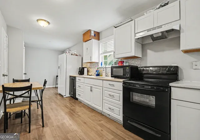 Photo 3 of Multi family home for sale at 1123 Jones Ave Nw, Atlanta, GA 30318 | MLS# 10827766 | Listing updated on 2026-08-31