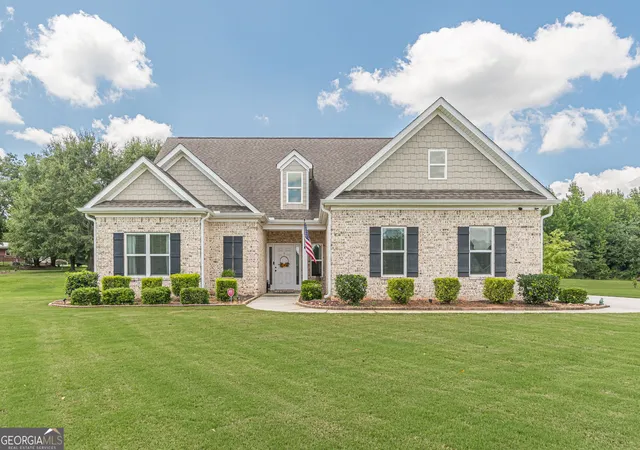 1st image of 1126 Birchwood Dr, Griffin, GA 30224 | MLS# 10829121
