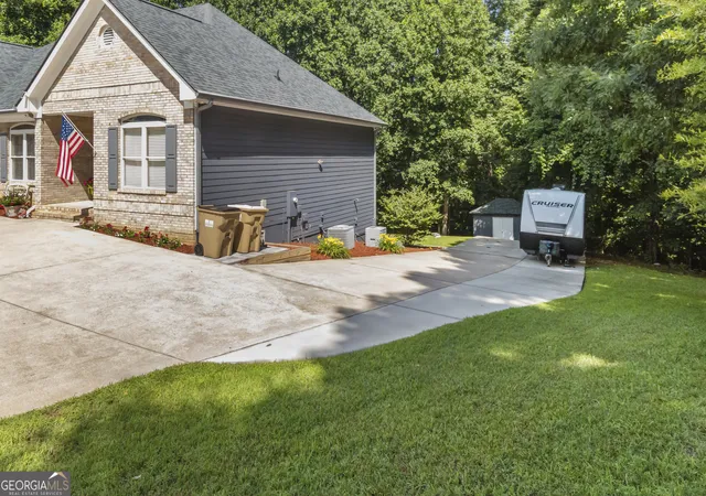 Homes for sale in Flowery Branch, GA | 6426 Kettle Creek Wy, Flowery Branch, GA 30542 | MLS# 10785983