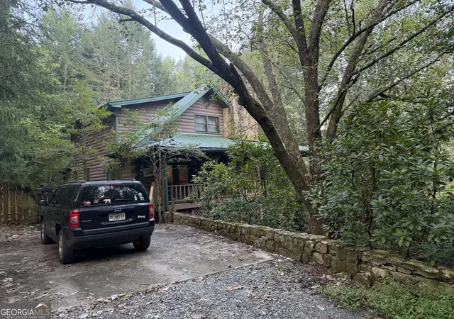 Photo 2 of Single family home for sale at 50 Fox Run Ln, Blue Ridge, GA 30513 | MLS# 10832724 | Listing updated on 2026-09-12