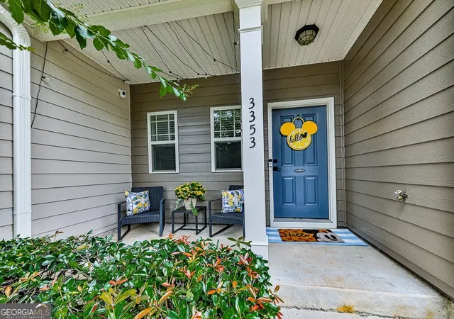 3rd image of 3353 Blue Springs Walk Nw, Kennesaw, GA 30144 | MLS# 10815623