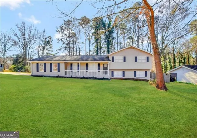 Photo 1 of Single family home for sale at 4920 Duncan Dr, Powder Springs, GA 30127 | MLS# 10832855 | Listing updated on 2026-09-08
