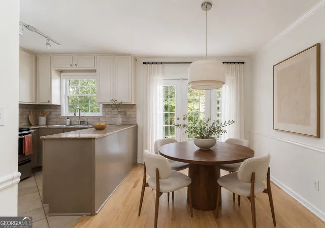 Photo 4 of Condo for sale at 1101 Collier Rd Nw #L5, Atlanta, GA 30318 | MLS# 10835355 | Listing updated on 2026-09-11