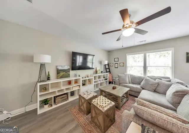 Photo 3 of Single family home for sale at 52 Hood Park Ct, Jasper, GA 30143 | MLS# 10759417 | Listing updated on 2026-09-14