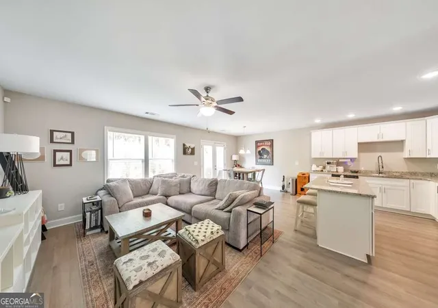 Photo 4 of Single family home for sale at 52 Hood Park Ct, Jasper, GA 30143 | MLS# 10759417 | Listing updated on 2026-09-14