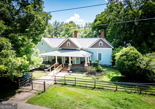 Photo 3 of Single family home for sale at 111 Banks St, Shady Dale, GA 31085 | MLS# 10805683 | Listing updated on 2026-09-07