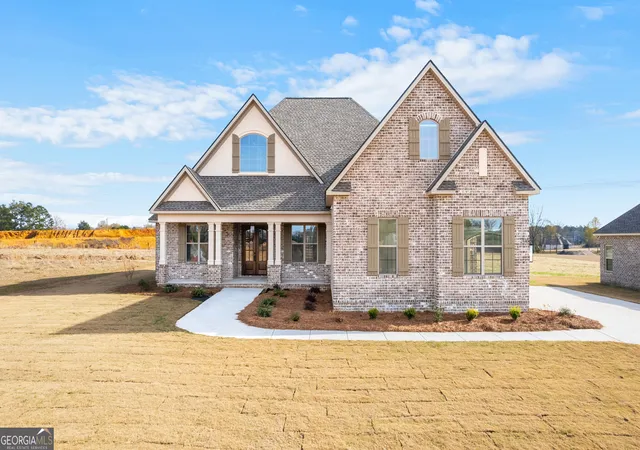 Photo 3 of Single family home for sale at 136 Pridgen Pass, Perry, GA 31069 | MLS# 10818073 | Listing updated on 2026-10-02