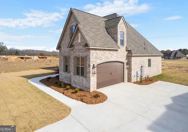 Photo 4 of Single family home for sale at 136 Pridgen Pass, Perry, GA 31069 | MLS# 10818073 | Listing updated on 2026-10-02