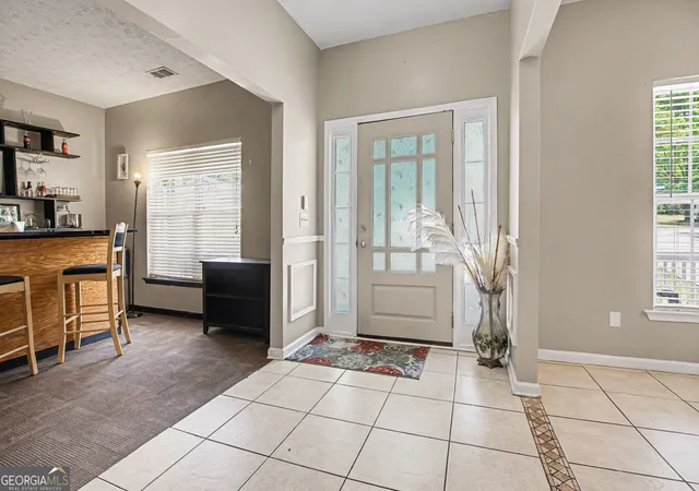 Photo 3 of Single family home for sale at 1471 Silverstone Trl, Jonesboro, GA 30238 | MLS# 10726179 | Listing updated on 2026-08-22