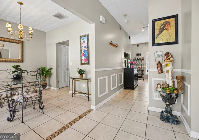 Photo 4 of Single family home for sale at 1471 Silverstone Trl, Jonesboro, GA 30238 | MLS# 10726179 | Listing updated on 2026-08-22
