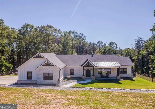 Homes for sale in Fairmount, GA | 16 Mountain Creek Trl Ne, Fairmount, GA 30139 | MLS# 10767125