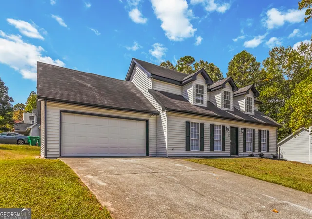 Photo 2 of Sale Pending at 5340 Forest Pl, Stone Mountain, GA 30088 | MLS# 10622306 | Listing updated on 2025-12-15