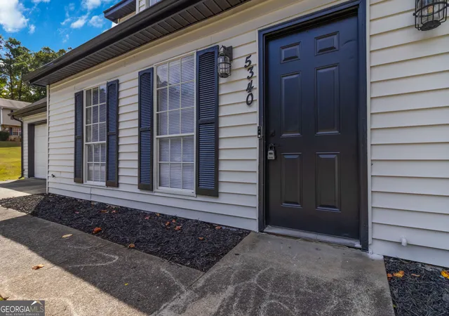 Photo 3 of Sale Pending at 5340 Forest Pl, Stone Mountain, GA 30088 | MLS# 10622306 | Listing updated on 2025-12-15