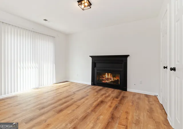 Photo 4 of Sale Pending at 5340 Forest Pl, Stone Mountain, GA 30088 | MLS# 10622306 | Listing updated on 2025-12-15