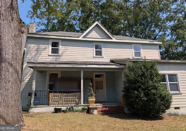 Photo 4 of Multi family home for sale at 746 Greenwood St, Barnesville, GA 30204 | MLS# 10832392 | Listing updated on 2026-09-08