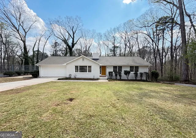 Photo 1 of Single family home for sale at 174 Lovelace Ln, Ball Ground, GA 30107 | MLS# 10832620 | Listing updated on 2026-09-13