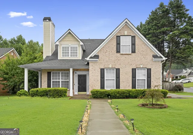 1st image of 2050 Wildcat Cliffs Wy, Lawrenceville, GA 30043 | MLS# 10806830