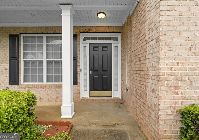 3rd image of 2050 Wildcat Cliffs Wy, Lawrenceville, GA 30043 | MLS# 10806830