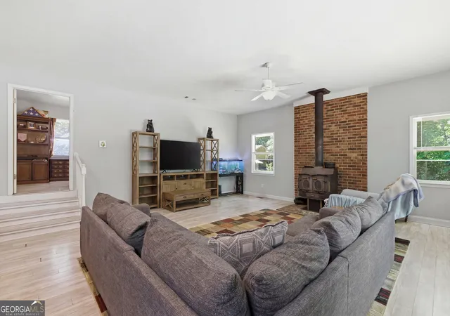 4th image of 313 Pratten Dr, Cleveland, GA 30528 | MLS# 10767052