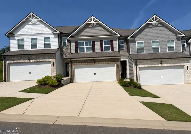 Photo 2 of Townhouse for sale at 3983 Streamlet Wy #154, Gainesville, GA 30506 | MLS# 10778561 | Listing updated on 2026-10-05