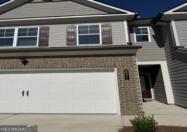 Photo 3 of Townhouse for sale at 3983 Streamlet Wy #154, Gainesville, GA 30506 | MLS# 10778561 | Listing updated on 2026-10-05