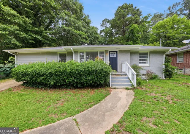 Photo 3 of Single family home for sale at 3332 Mcafee Rd, Decatur, GA 30032 | MLS# 10834156 | Listing updated on 2026-10-04