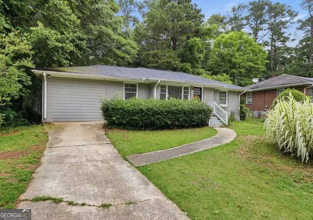 Photo 3 of Single family home for sale at 3332 Mcafee Rd, Decatur, GA 30032 | MLS# 10834156 | Listing updated on 2026-10-04