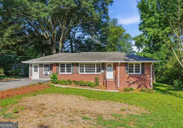 Photo 1 of Single family home for sale at 2675 Fraser Rd, Marietta, GA 30066 | MLS# 10807860 | Listing updated on 2026-09-01