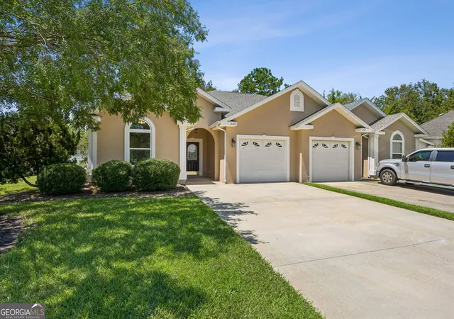 Photo 3 of Sale Pending at 225 Austin Ryan Dr, Kingsland, GA 31548 | MLS# 10826149 | Listing updated on 2026-10-03