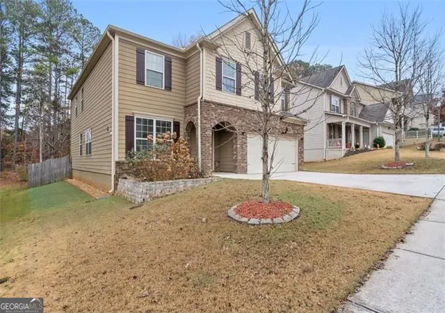 2nd image of 351 The Blvd, Newnan, GA 30263 | MLS# 10648033