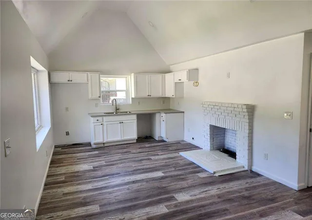 2nd image of 2040 Chicago Ave Nw, Atlanta, GA 30314 | MLS# 10685079