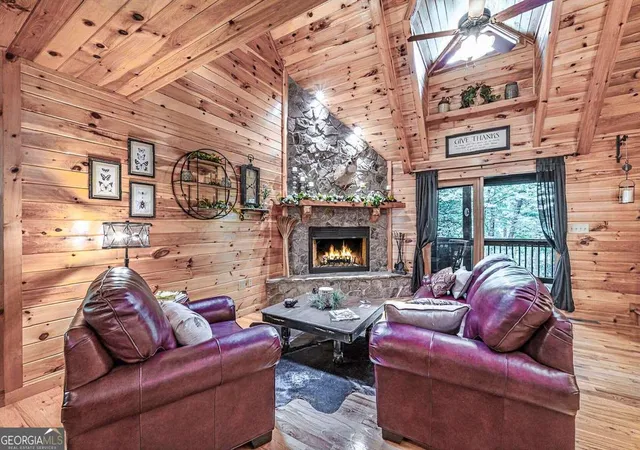 Photo 3 of Single family home for sale at 115 Lakota Trl, Blue Ridge, GA 30513 | MLS# 10790526 | Listing updated on 2026-07-30