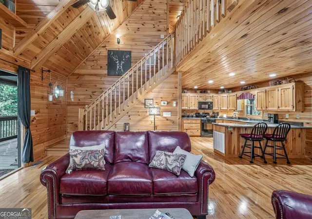 Photo 3 of Single family home for sale at 115 Lakota Trl, Blue Ridge, GA 30513 | MLS# 10790526 | Listing updated on 2026-07-30