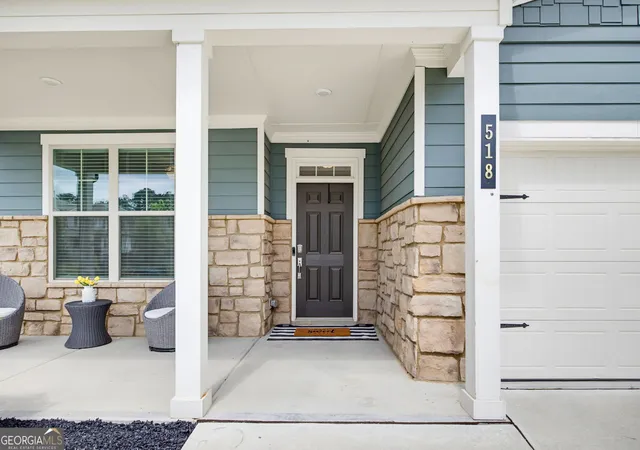 Photo 2 of Single family home for sale at 518 Cunninghame Ct, Peachtree City, GA 30269 | MLS# 10800944 | Listing updated on 2026-09-13