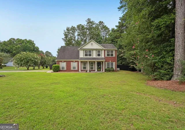 Photo 2 of Single family home for sale at 5790 Woodstone Dr, Cumming, GA 30028 | MLS# 10807463 | Listing updated on 2026-09-08