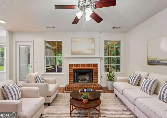 Photo 4 of Single family home for sale at 5790 Woodstone Dr, Cumming, GA 30028 | MLS# 10807463 | Listing updated on 2026-09-08