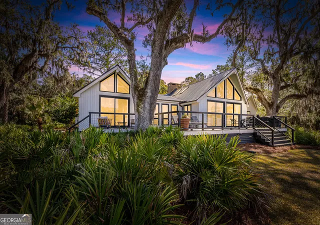 Photo 1 of Single family home for sale at 6201 Frederica Rd, St. Simons, GA 31522 | MLS# 10811549 | Listing updated on 2026-09-16