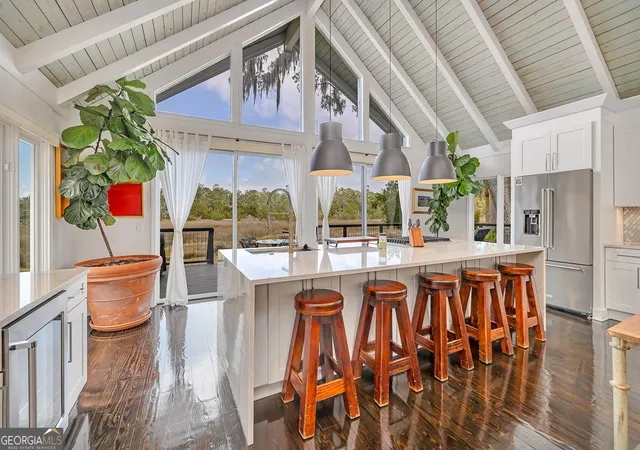 Photo 3 of Single family home for sale at 6201 Frederica Rd, St. Simons, GA 31522 | MLS# 10811549 | Listing updated on 2026-09-16