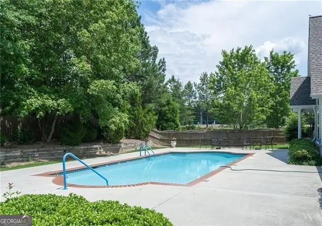 2nd image of 3236 Abbott Dr SW, Powder Springs, GA 30127